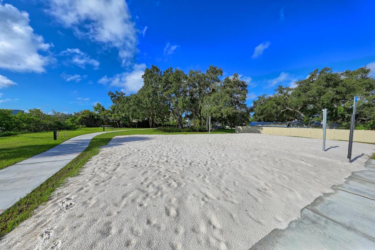 Apartamento Beachtrail Lodging Clearwater Beach Exterior foto